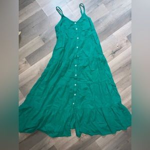Universal threads green maxi dress